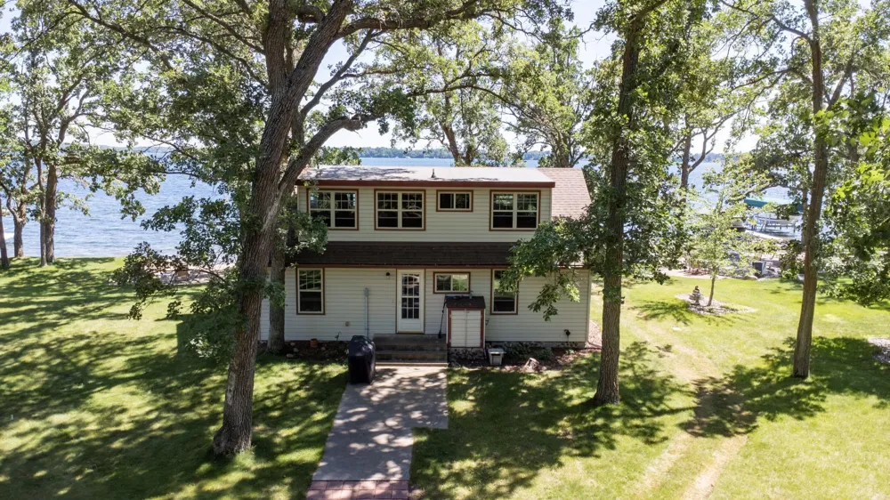 22548 Senns Beach Drive Detroit Lakes, MN 56501