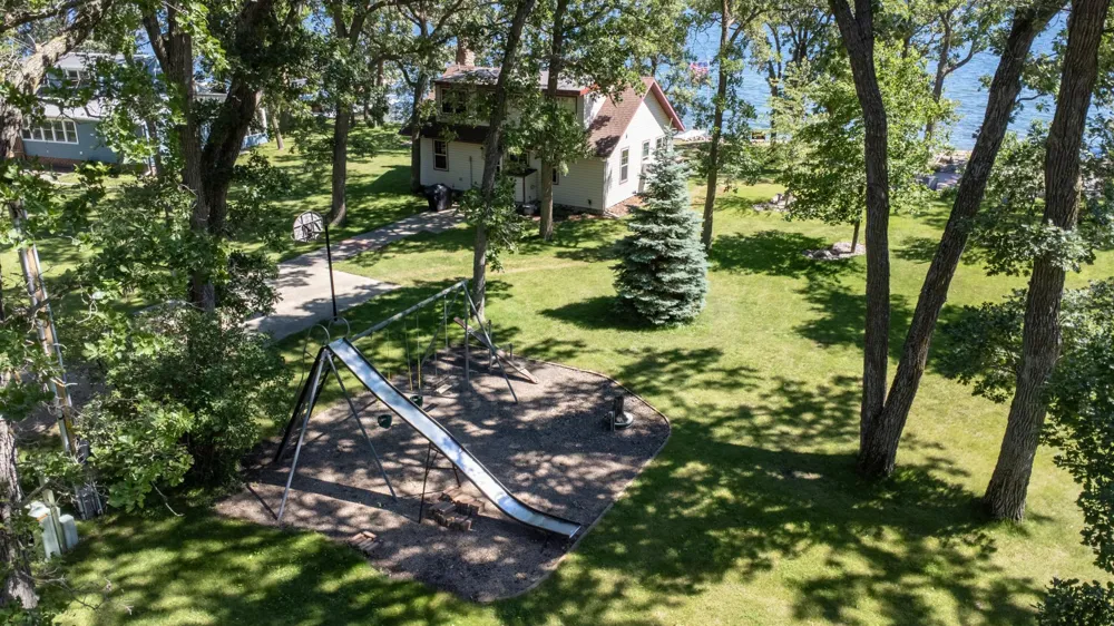 22548 Senns Beach Drive Detroit Lakes, MN 56501