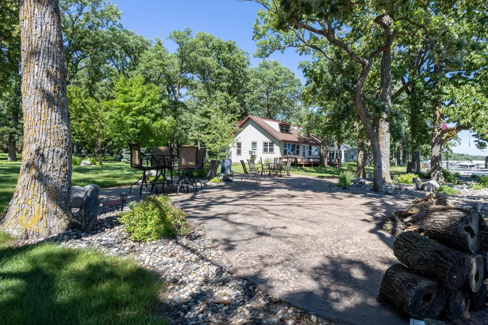 22548 Senns Beach Drive Detroit Lakes, MN 56501