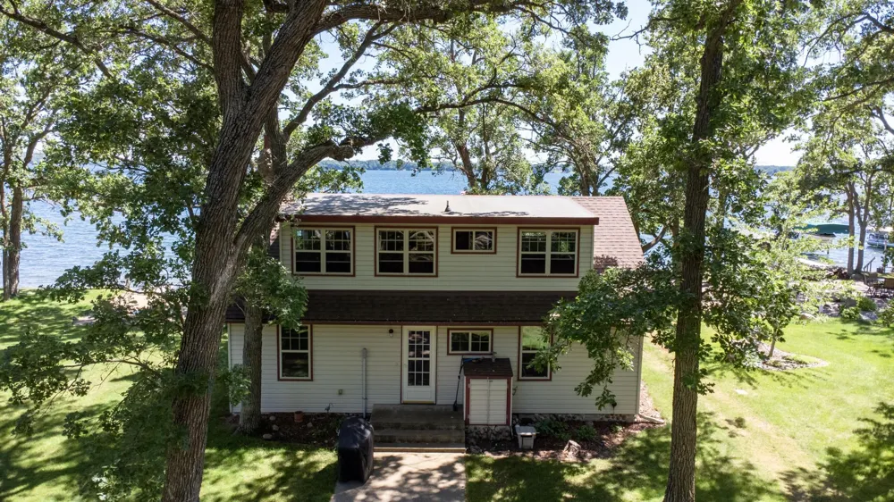 22548 Senns Beach Drive Detroit Lakes, MN 56501