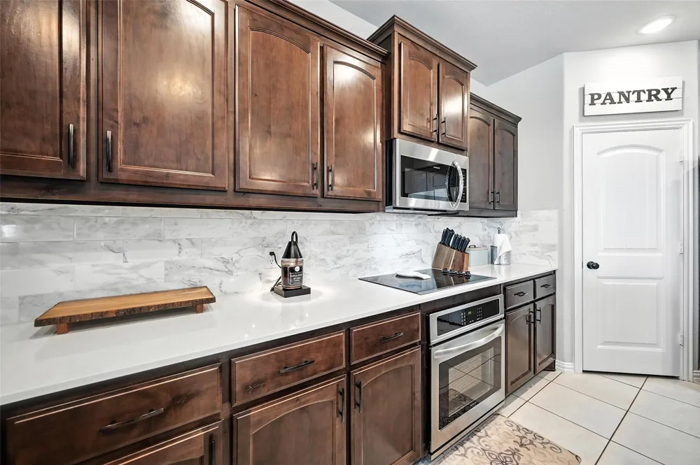 136 Meadow Vista Drive Rhome, TX 76078