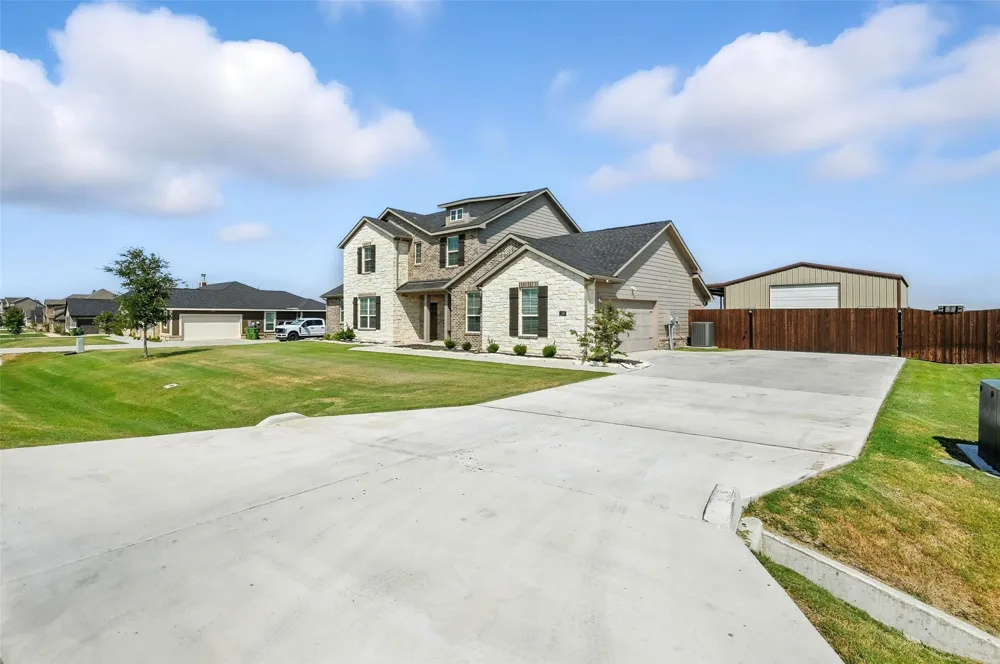 136 Meadow Vista Drive Rhome, TX 76078