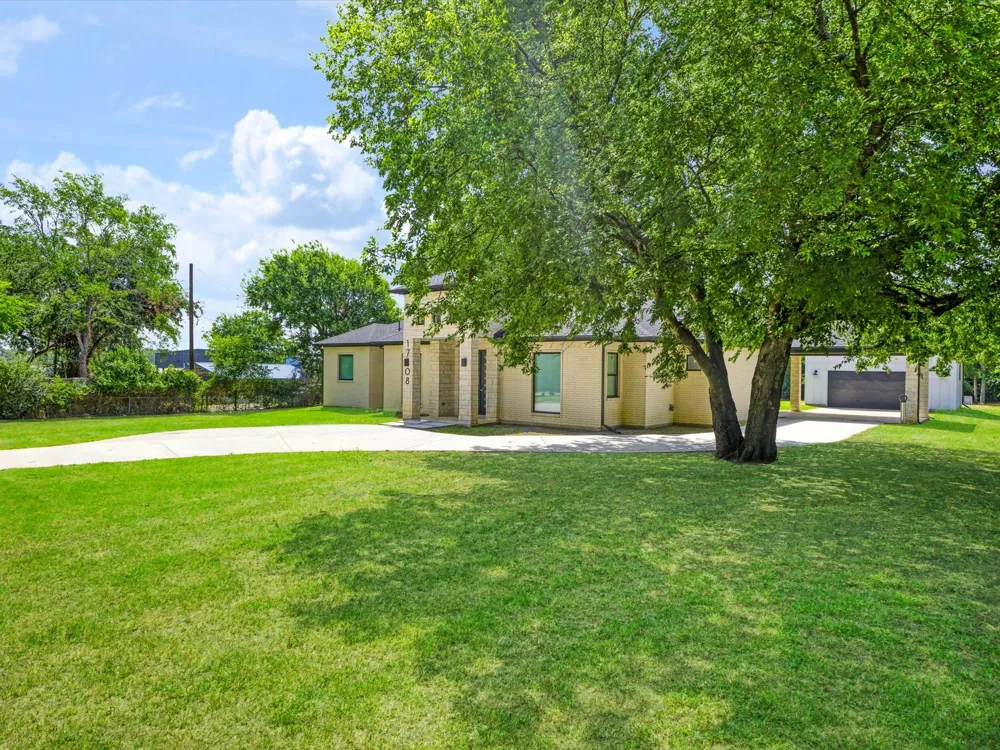1708 Dowdy Ferry Road Hutchins, TX 75141