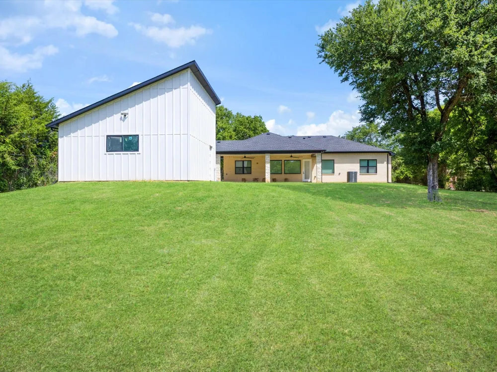 1708 Dowdy Ferry Road Hutchins, TX 75141
