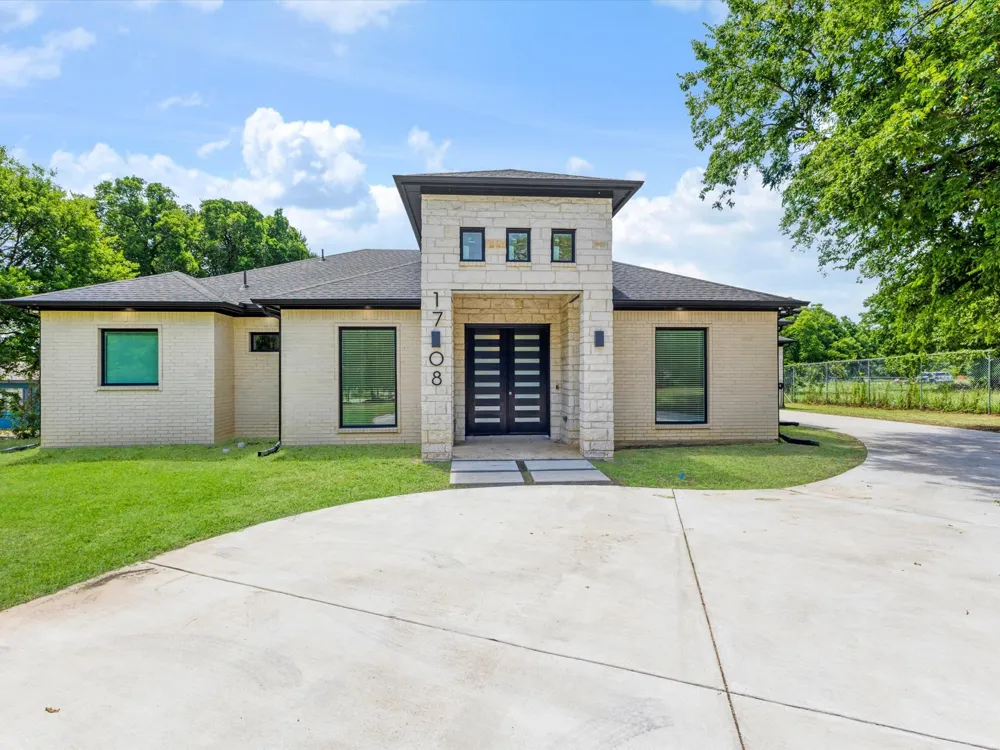 1708 Dowdy Ferry Road Hutchins, TX 75141