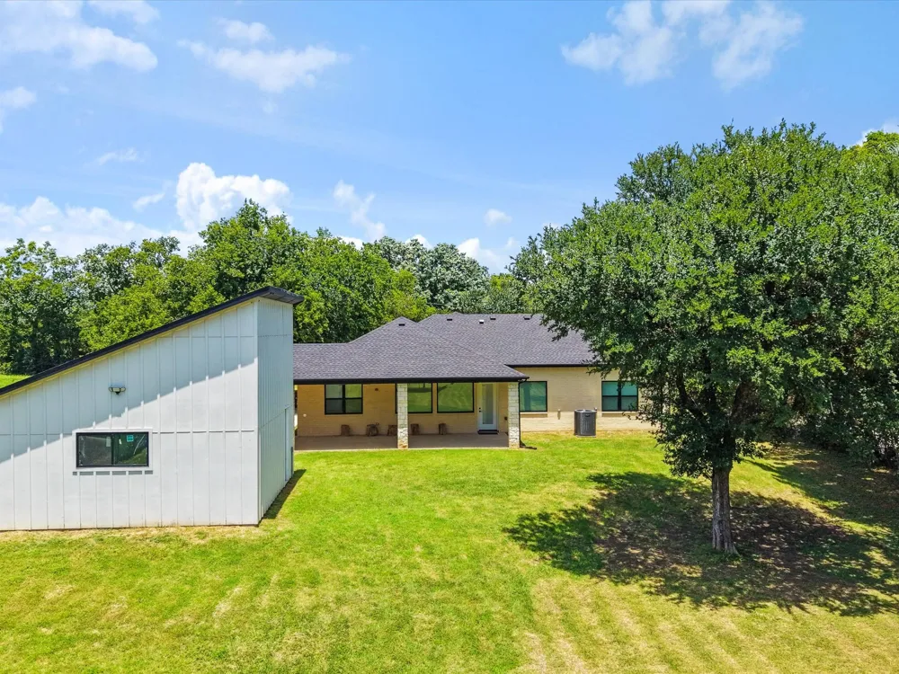 1708 Dowdy Ferry Road Hutchins, TX 75141