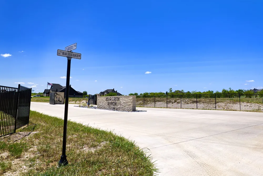 4076 Grizzly Trail Aledo, TX 76008