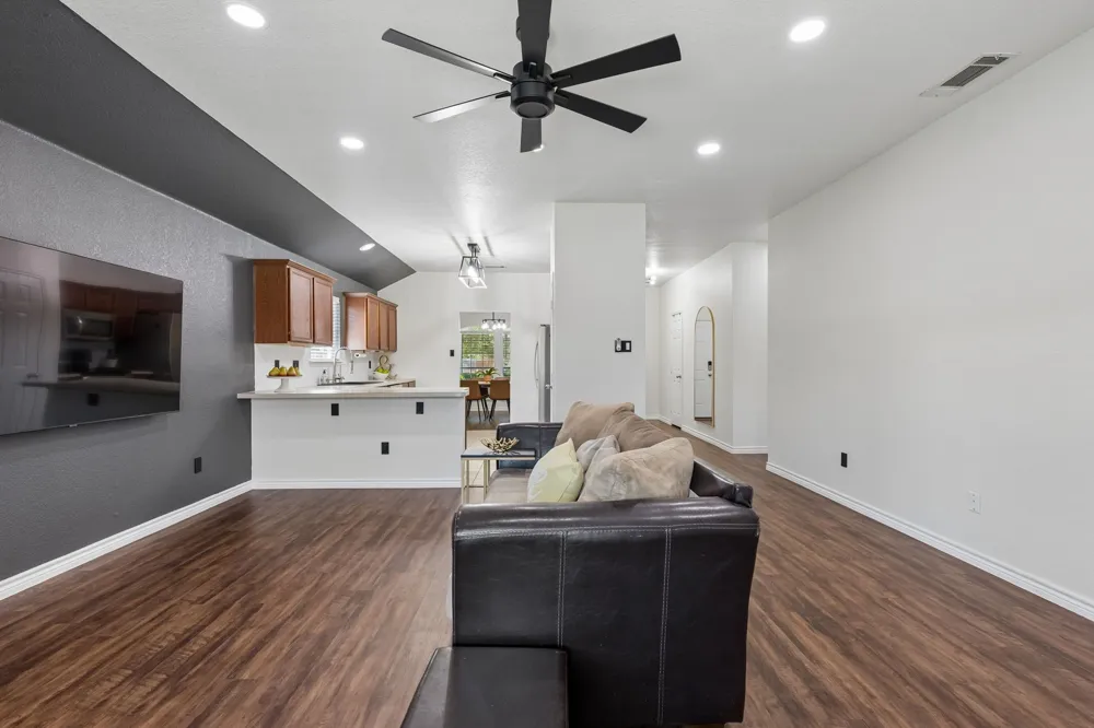 616 Steerman Court Saginaw, TX 76179