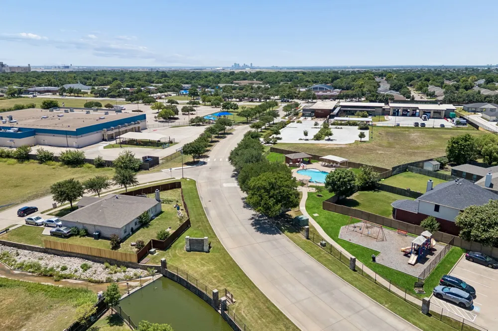 616 Steerman Court Saginaw, TX 76179