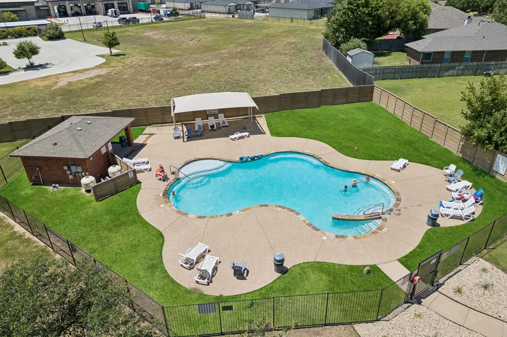 616 Steerman Court Saginaw, TX 76179