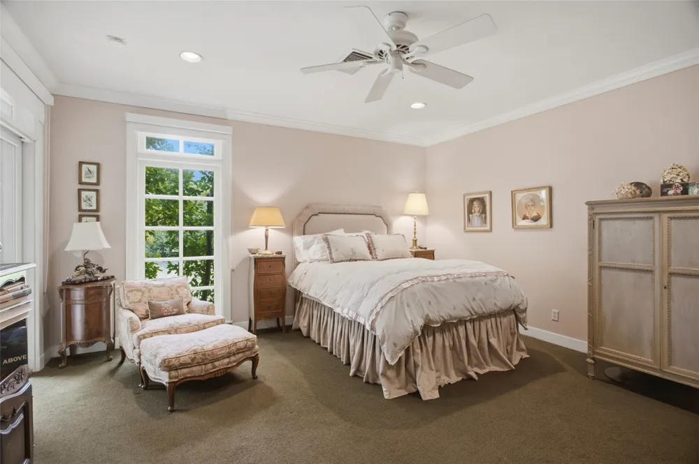 1111 Pebble Creek Road Fort Worth, TX 76107