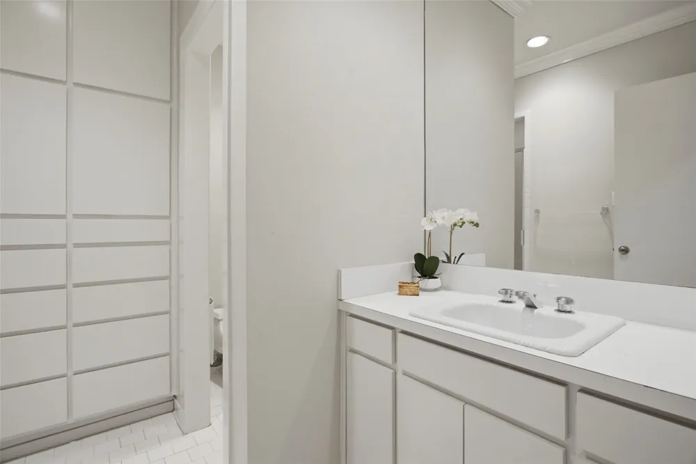 1111 Pebble Creek Road Fort Worth, TX 76107