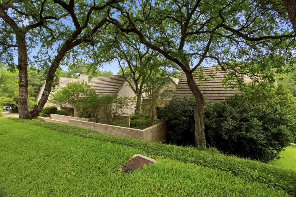 1111 Pebble Creek Road Fort Worth, TX 76107