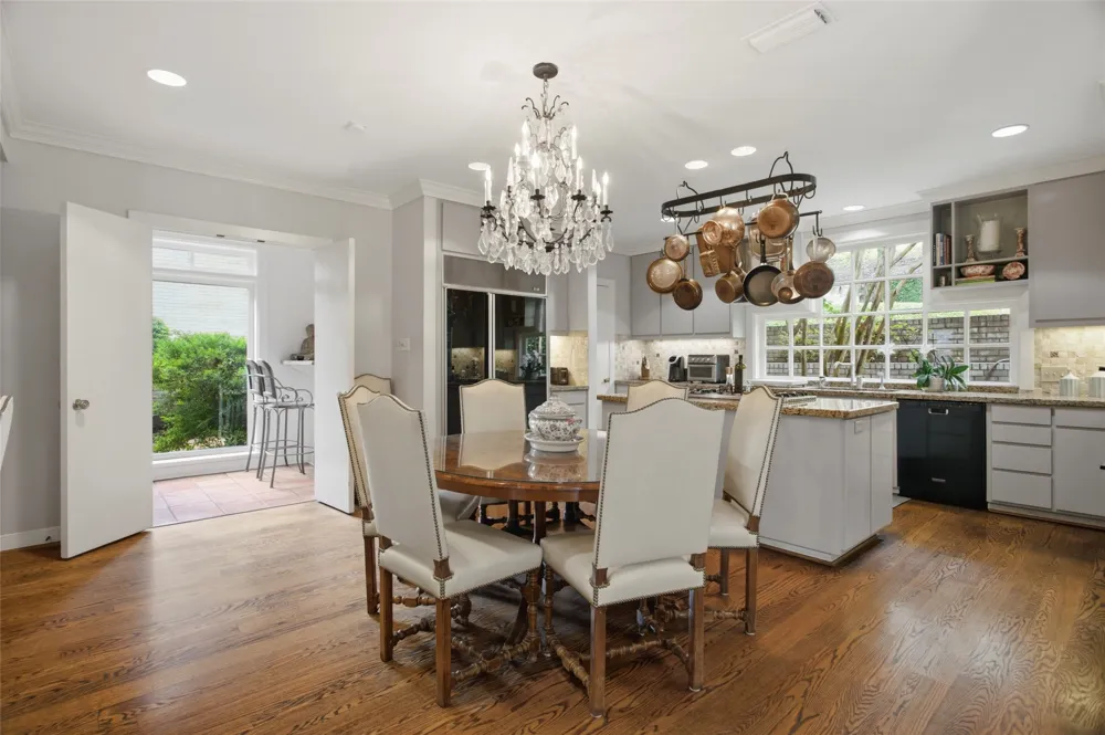 1111 Pebble Creek Road Fort Worth, TX 76107
