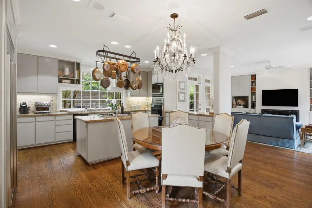 1111 Pebble Creek Road Fort Worth, TX 76107