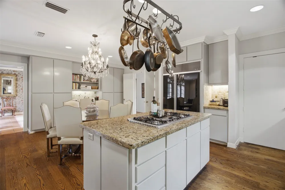 1111 Pebble Creek Road Fort Worth, TX 76107