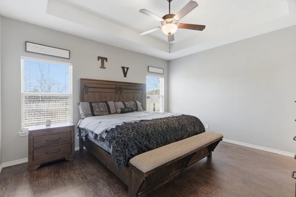 711 Hadley Lane Valley View, TX 76272