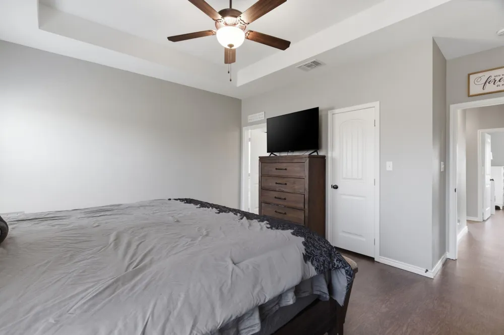 711 Hadley Lane Valley View, TX 76272