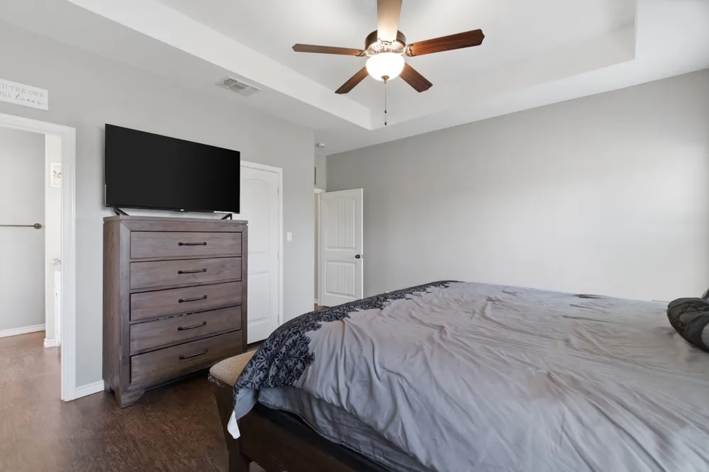 711 Hadley Lane Valley View, TX 76272