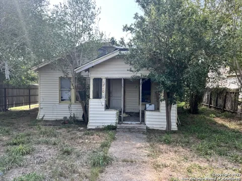 1210 King David Dr