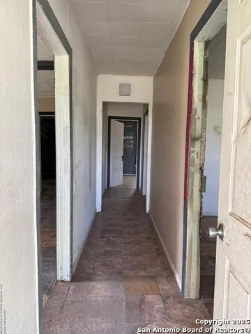 1210 King David Dr Three Rivers, TX 78071