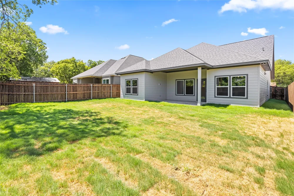 5505 Graham Street Sansom Park, TX 76114