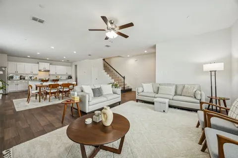 6832 Henry Drive