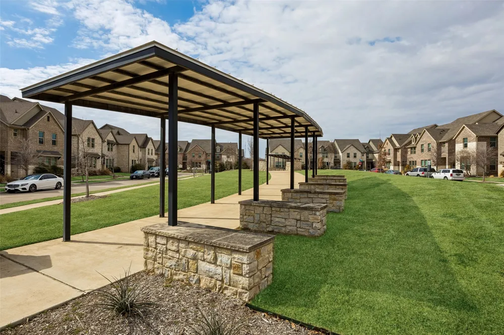 6832 Henry Drive North Richland Hills, TX 76180