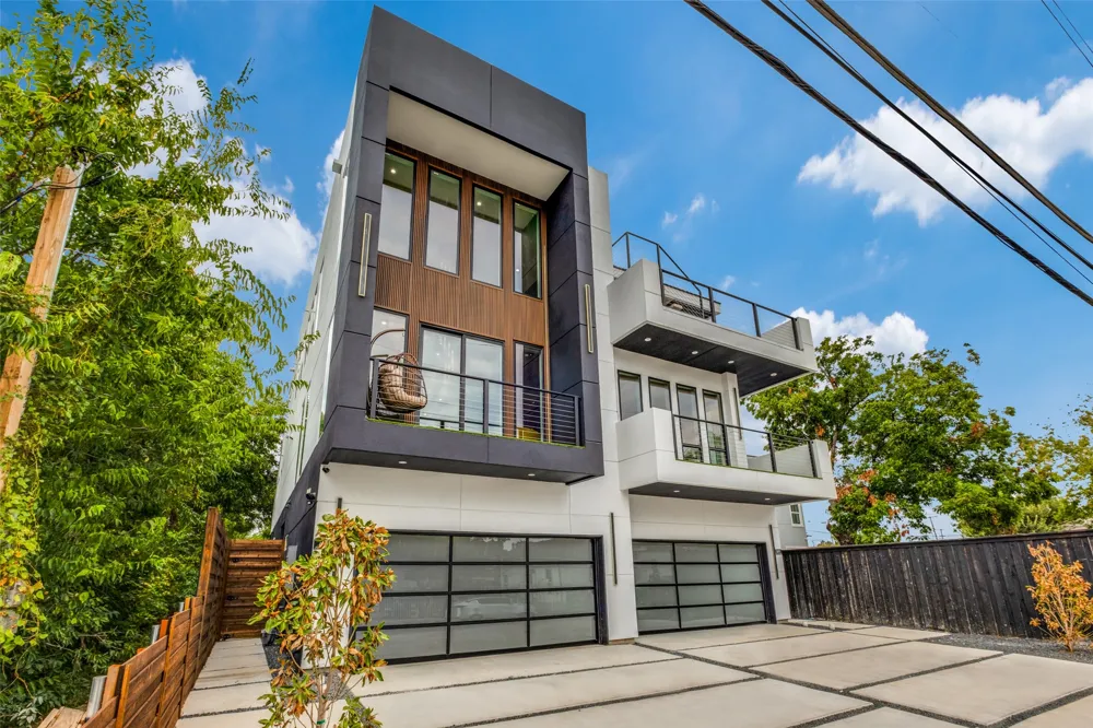 809 Bayonne Street Dallas, TX 75212