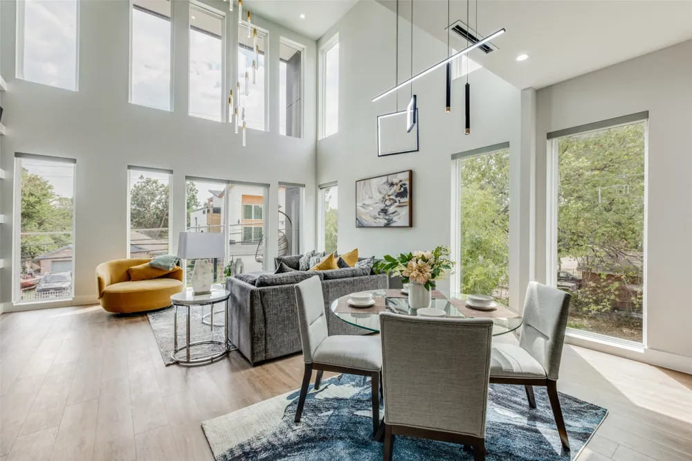 809 Bayonne Street Dallas, TX 75212