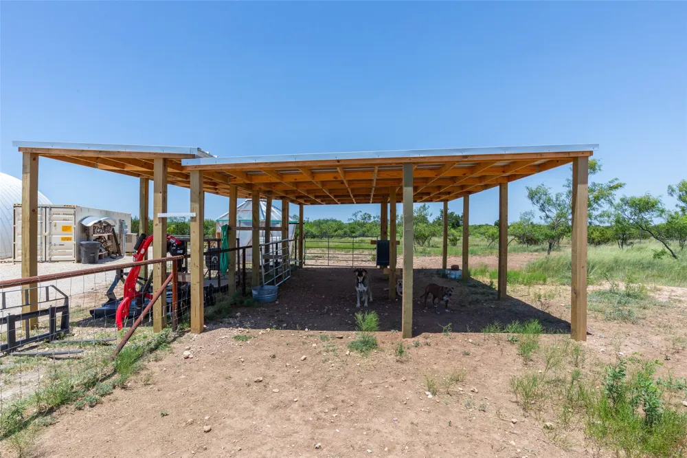 132 Anderson Road Wingate, TX 79566