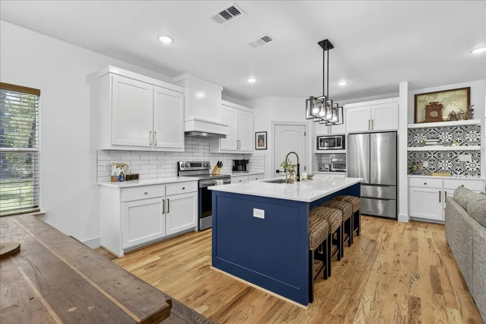 206 Parkside Drive Trinidad, TX 75163