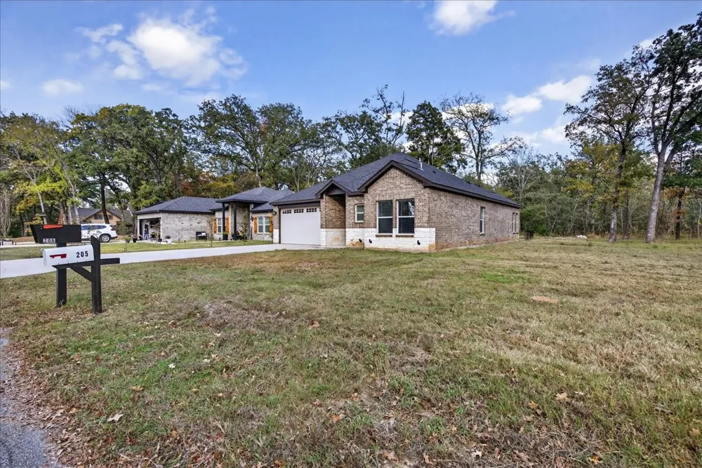 206 Parkside Drive Trinidad, TX 75163
