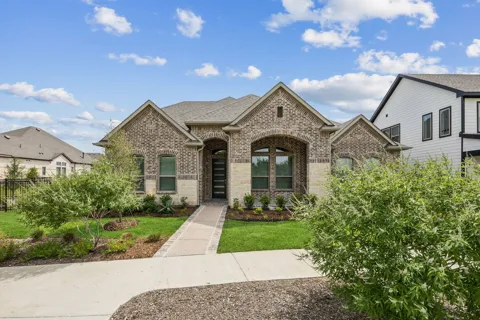 1004 Pearl Crescent Place