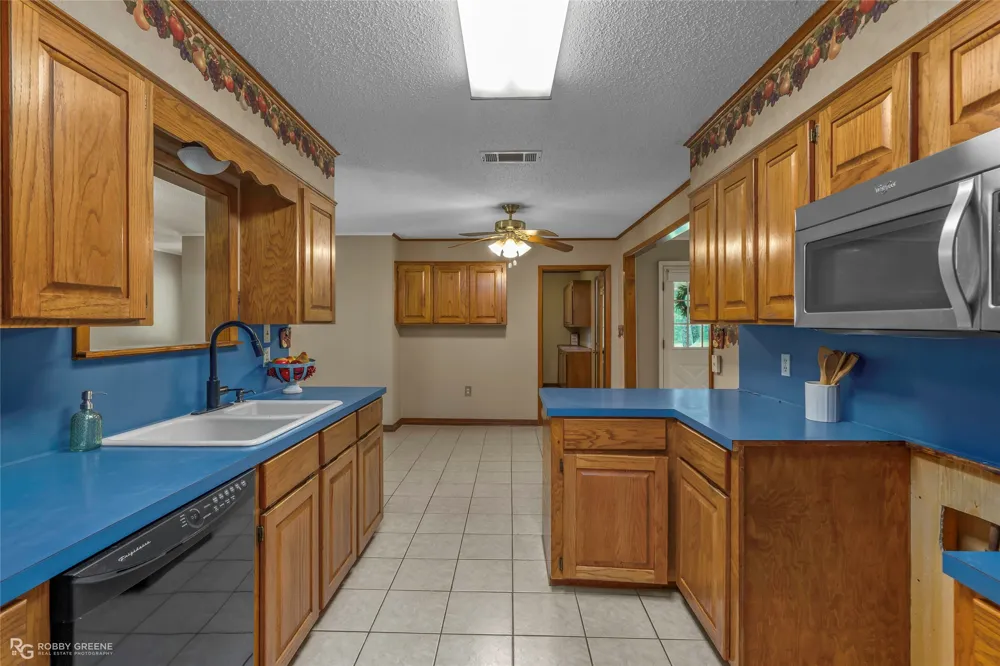 233 Allen Drive Minden, LA 71055