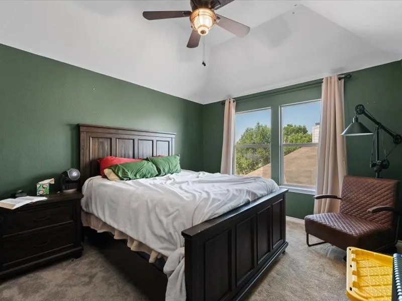 654 Plum Drive Burleson, TX 76028
