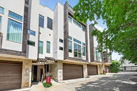 4230 Travis Street #4
