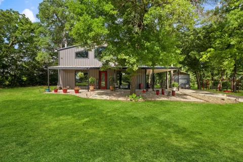 27809 W US Highway 82