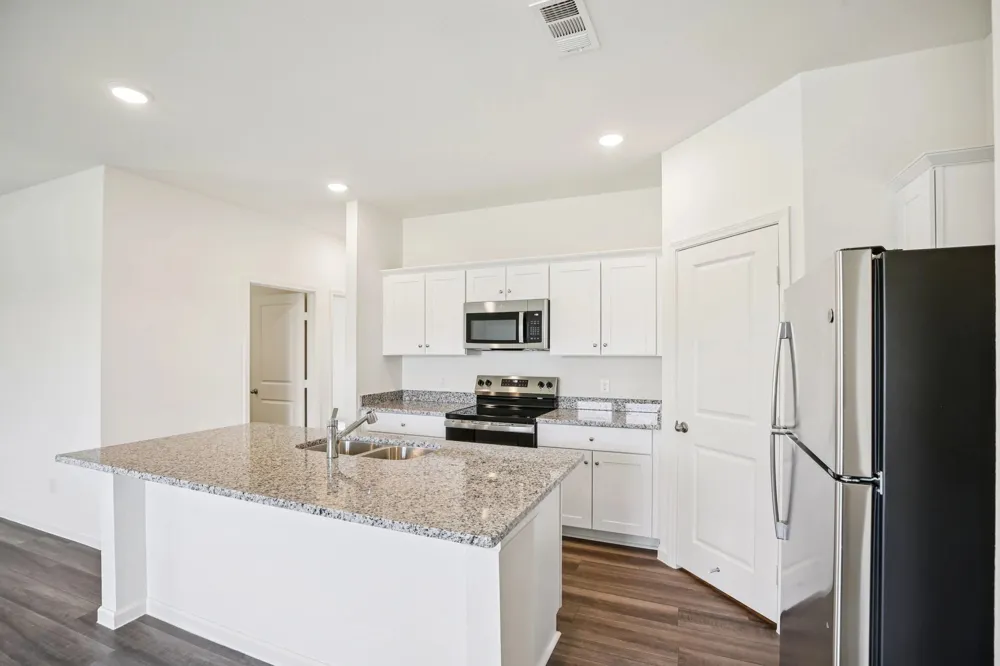 2441 Rambler Drive Ponder, TX 76259