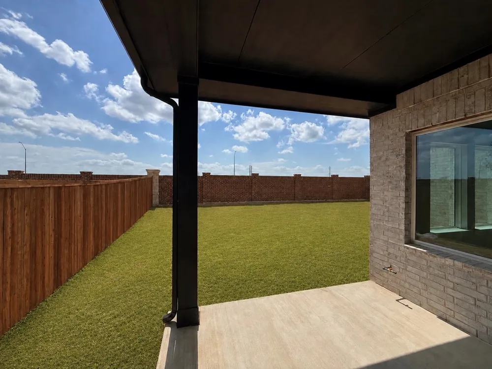 17257 Oxborough Drive Justin, TX 76247