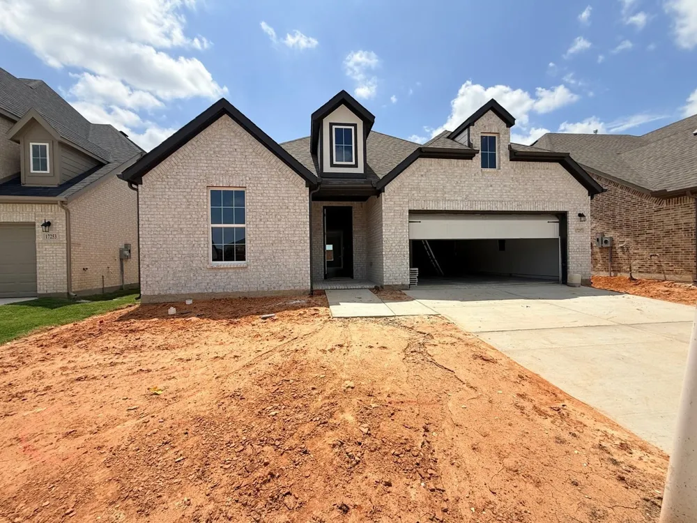 17257 Oxborough Drive Justin, TX 76247