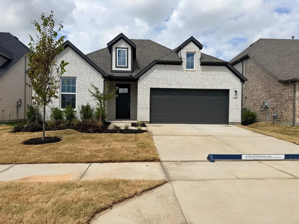17257 Oxborough Drive Justin, TX 76247