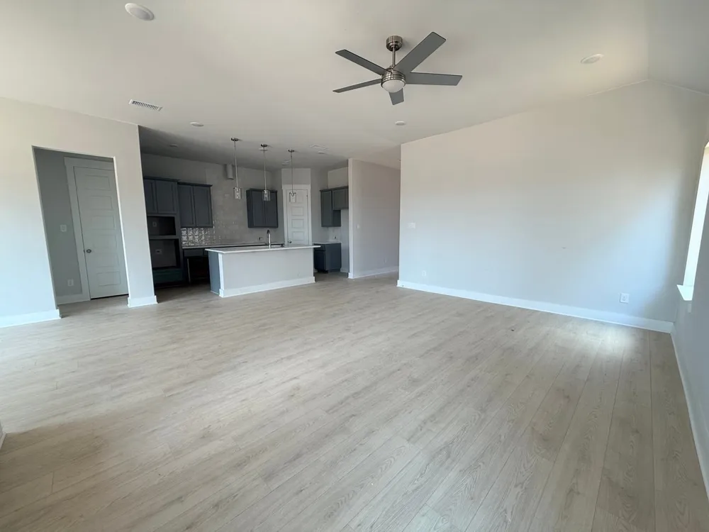 17257 Oxborough Drive Justin, TX 76247