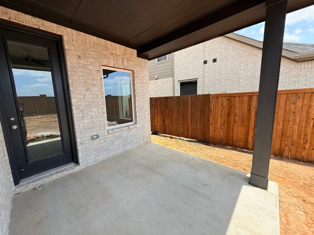 17257 Oxborough Drive Justin, TX 76247