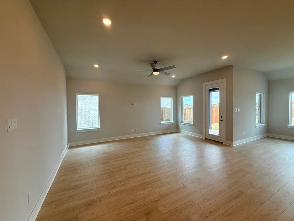 17257 Oxborough Drive Justin, TX 76247