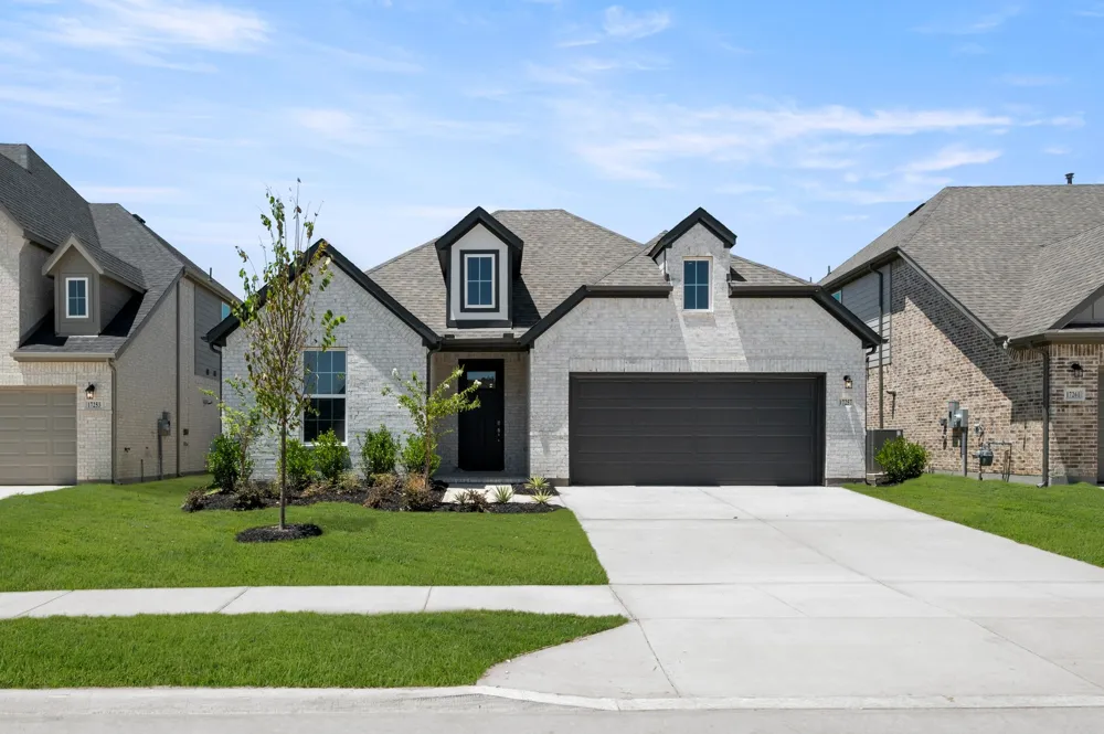 17257 Oxborough Drive Justin, TX 76247
