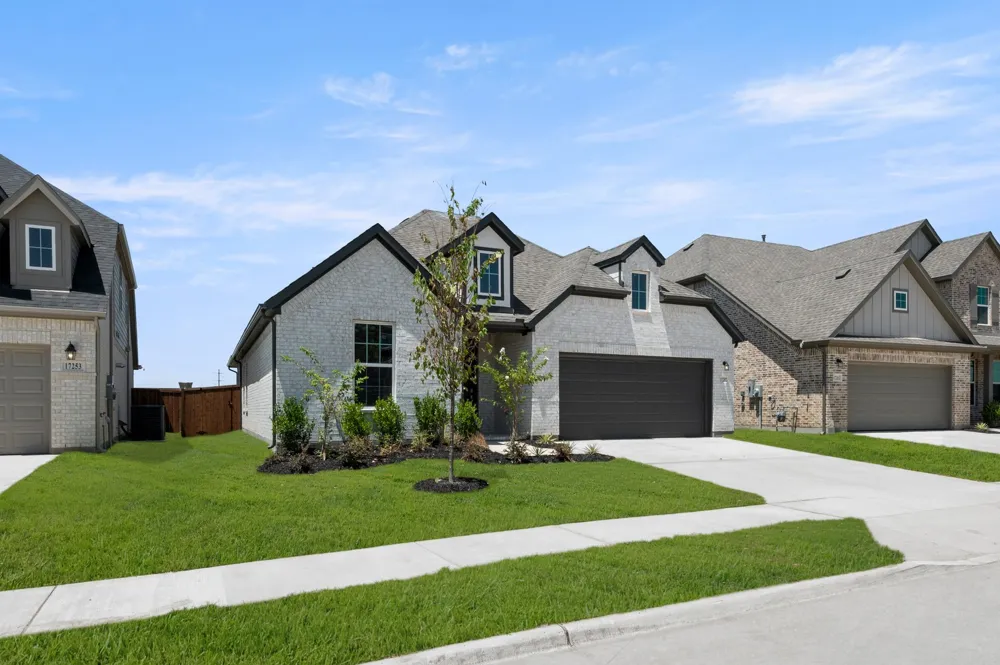 17257 Oxborough Drive Justin, TX 76247