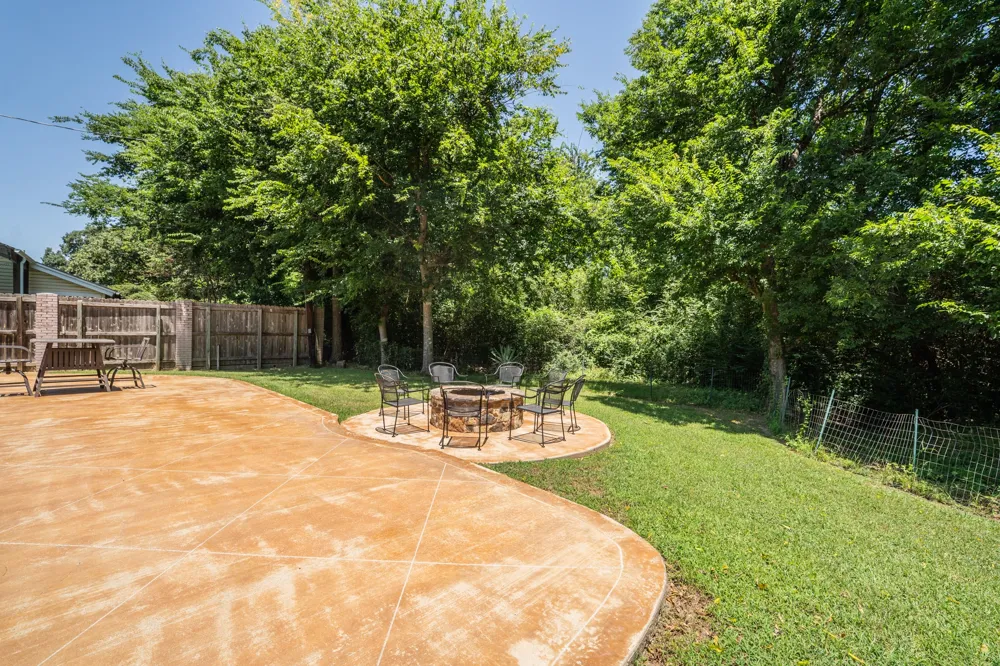 1200 Melony Drive #B Sulphur Springs, TX 75482