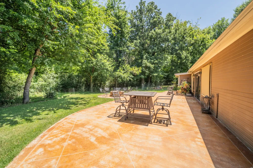 1200 Melony Drive #B Sulphur Springs, TX 75482