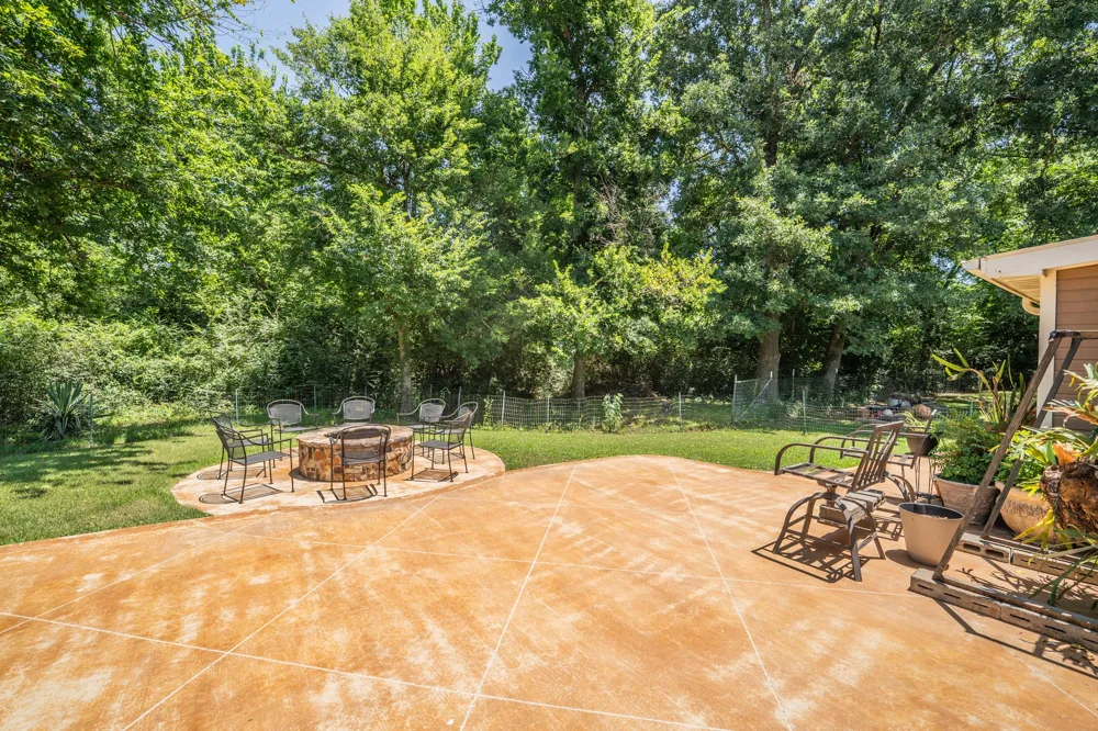 1200 Melony Drive #B Sulphur Springs, TX 75482